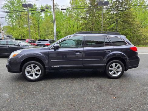Used 2013 Subaru Outback 2.5i Limited AWD/4WD image 14