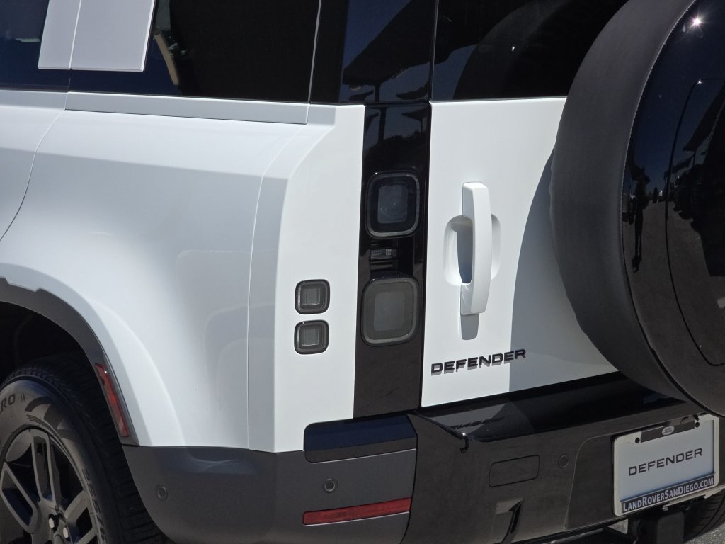 New 2026 Land Rover Defender 110 S AWD/4WD image 35