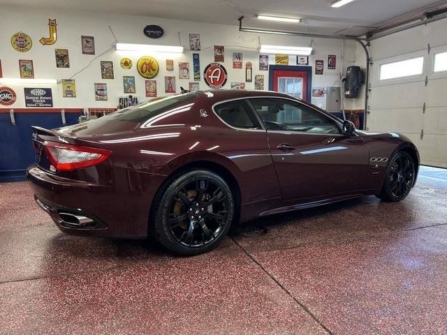 Used 2011 Maserati GranTurismo S RWD image 3