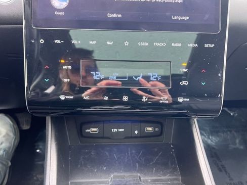 Used 2022 Hyundai Tucson Limited image 13