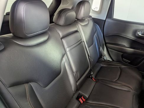 Certified 2018 Jeep Compass Limited w/ Navigation Group image 32