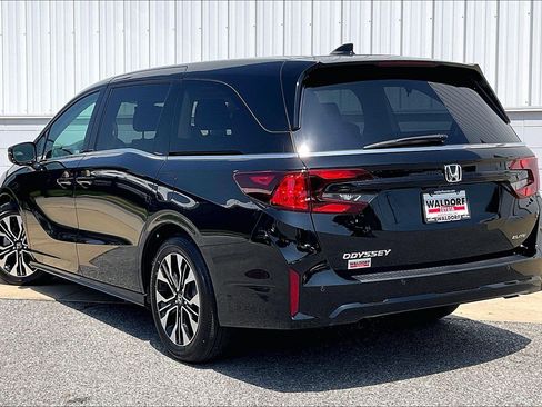 Used 2026 Honda Odyssey Elite image 15