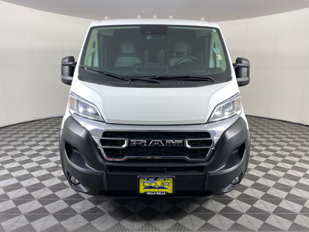 Used 2025 RAM ProMaster 2500 w/ U-Haul Equipment Group FWD image 2