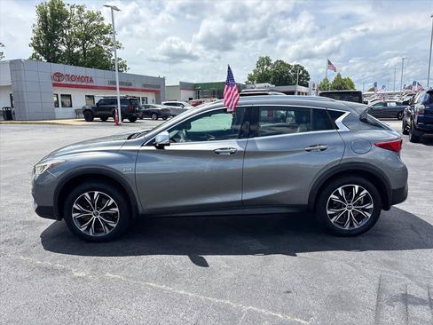 Used 2017 INFINITI QX30 Premium w/ Navigation Package AWD/4WD image 27