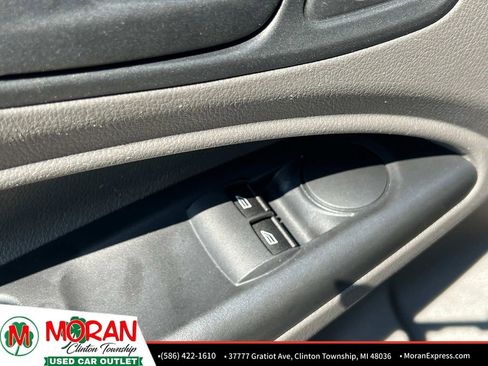 Used 2021 Ford Transit Connect XL image 15