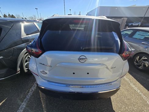 Used 2024 Nissan Murano SV image 12