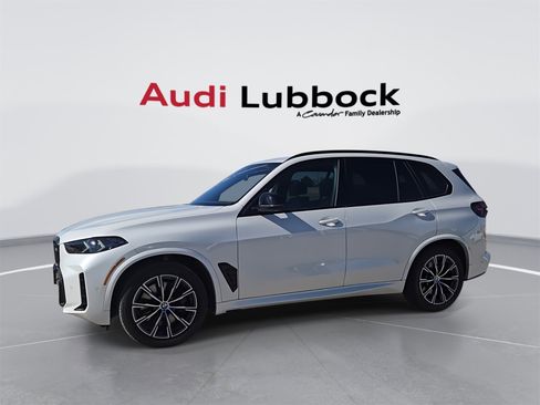 Used 2026 BMW X5 M60i image 5