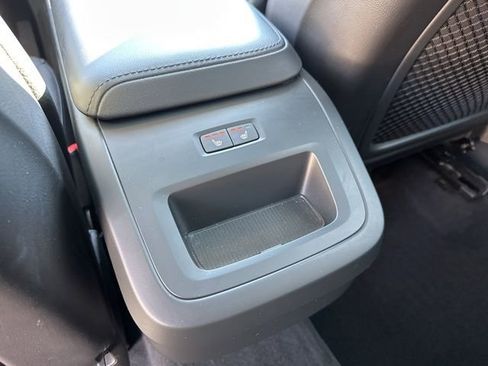 Certified 2023 Volvo XC60 B5 Plus w/ Climate Package image 14