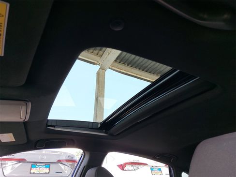 Used 2024 Honda Accord Sport image 29