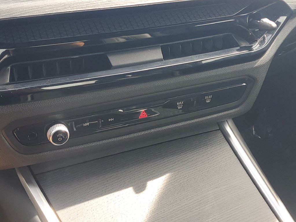Used 2025 BMW 430i Convertible RWD image 31