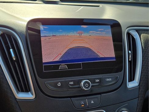 Used 2023 Chevrolet Malibu LT image 27