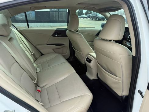 Used 2015 Honda Accord EX-L image 22
