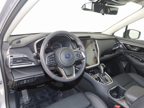 Used 2025 Subaru Outback Touring XT image 28