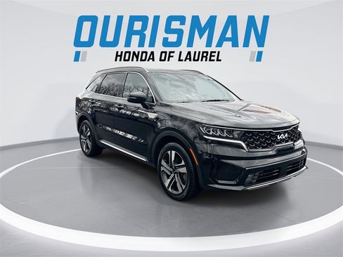 Used 2023 Kia Sorento EX w/ Panoramic Sunroof Package image 2