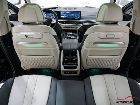 Used 2025 BMW ALPINA XB7 image 79