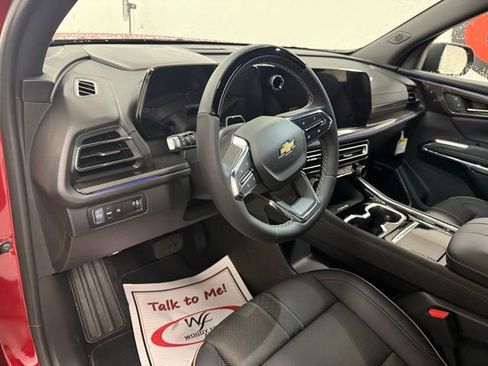 New 2026 Chevrolet Traverse High Country image 13