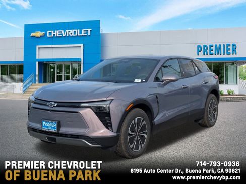 Used 2026 Chevrolet Blazer EV LT FWD image 1