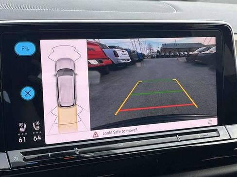 Used 2024 Volkswagen Atlas SE w/ Panoramic Sunroof Package image 31