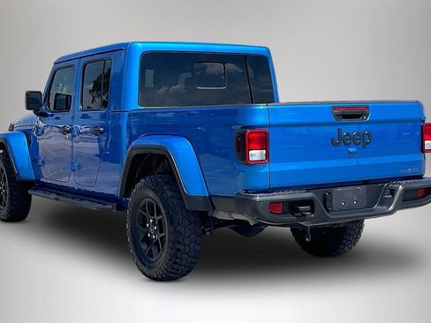 Used 2025 Jeep Gladiator Sport AWD/4WD image 4