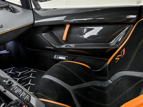 Used 2019 Lamborghini Aventador SVJ image 41