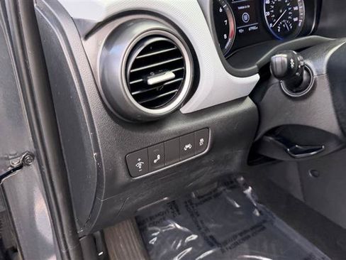 Used 2018 Hyundai Kona SEL w/ SEL Tech Package 02 FWD image 31