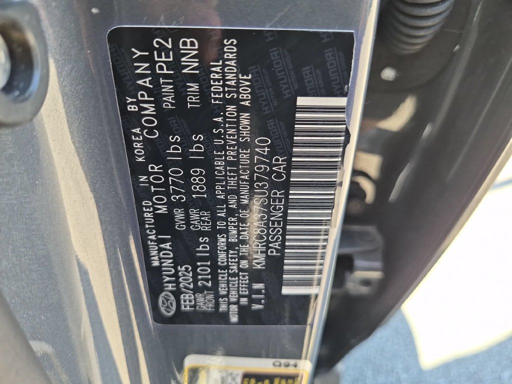 Used 2025 Hyundai Venue SEL FWD image 33