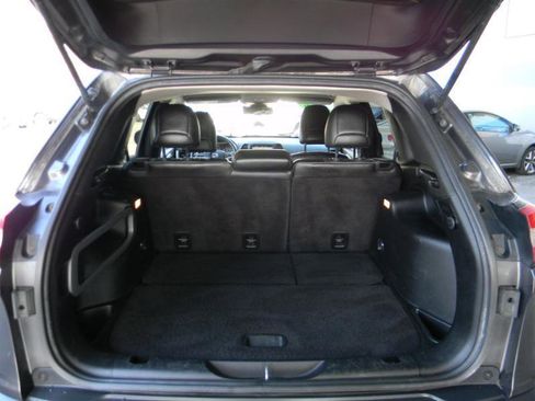 Used 2016 Jeep Cherokee Limited image 14