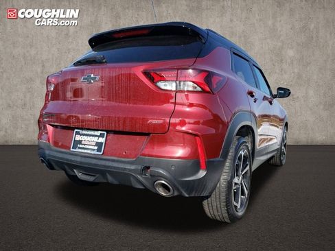 Used 2022 Chevrolet TrailBlazer RS w/ Sun and Liftgate Package image 6