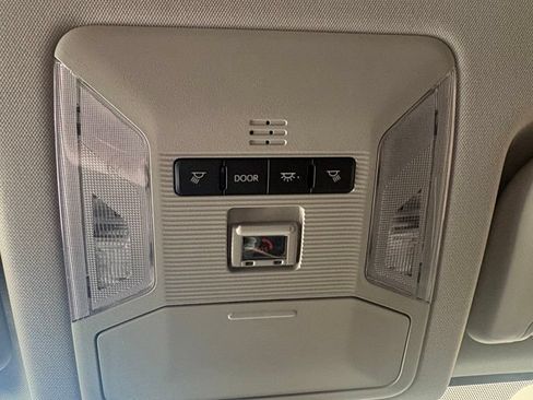 Used 2025 Toyota RAV4 LE AWD/4WD image 26