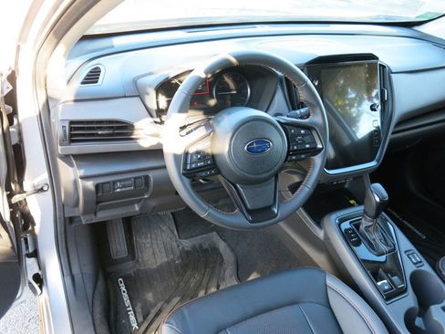 Used 2024 Subaru Crosstrek 2.5i Limited image 11