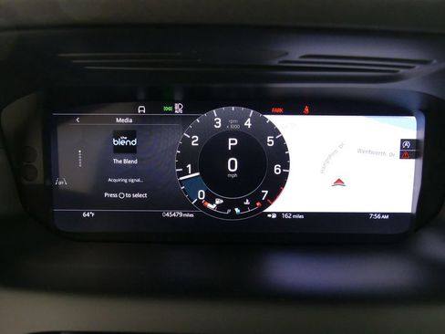 Used 2024 Land Rover Discovery Sport S AWD/4WD image 17