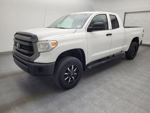 Used 2016 Toyota Tundra SR w/ Tow Package image 2