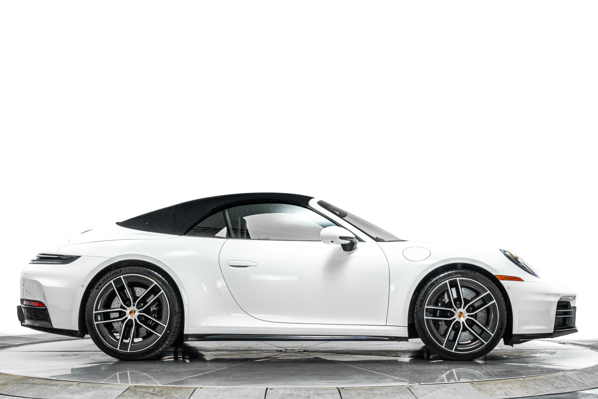 Used 2026 Porsche 911 Carrera 4S AWD/4WD image 18