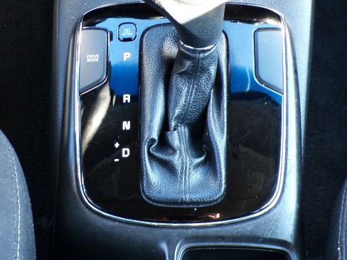 Used 2017 Kia Forte LX w/ LX Popular Package image 16