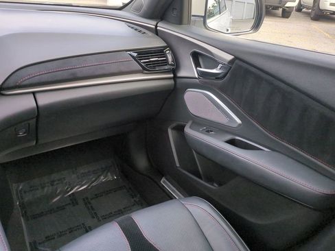 Used 2022 Acura RDX A-Spec image 17
