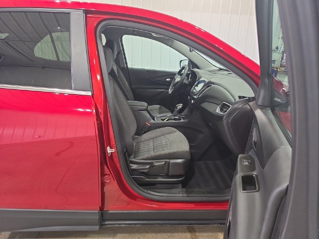 Used 2024 Chevrolet Equinox LT AWD/4WD image 30