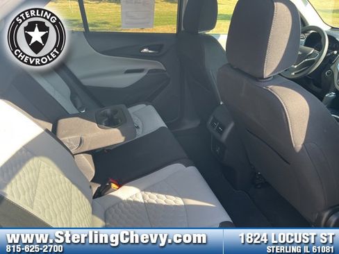 Used 2020 Chevrolet Equinox LS w/ LPO, Cargo Package image 17
