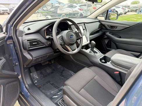 Certified 2025 Subaru Outback AWD/4WD image 2