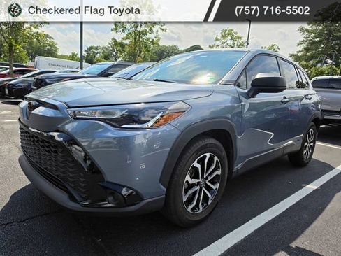 Used 2024 Toyota Corolla Cross AWD Hybrid image 1