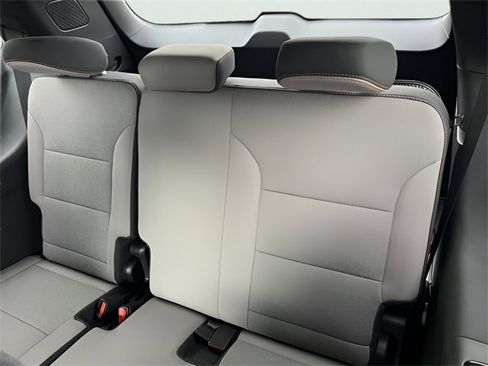 New 2026 Chevrolet Traverse LT w/ Enhanced Driving Package image 31