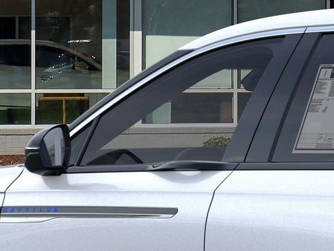 New 2026 Lincoln Nautilus Premier image 20