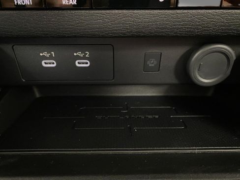 New 2026 Mitsubishi Outlander AWD image 59