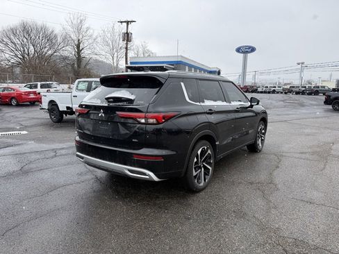 Used 2024 Mitsubishi Outlander SEL image 9