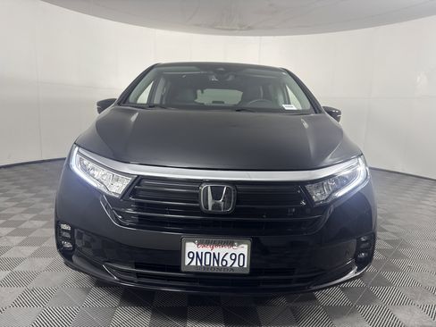 Certified 2024 Honda Odyssey Touring image 10