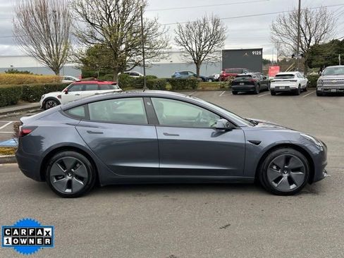 Used 2023 Tesla Model 3 Standard Range image 8