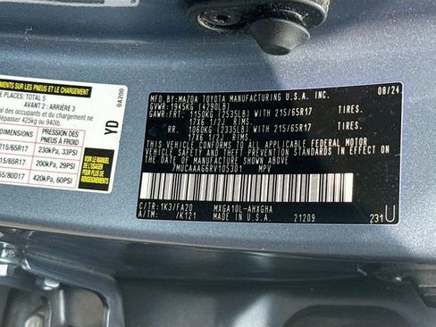 Used 2024 Toyota Corolla Cross LE FWD image 30