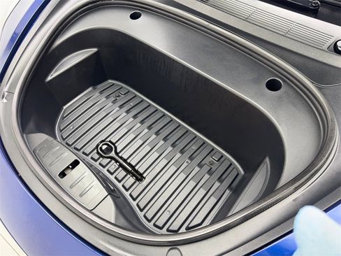 Used 2023 Tesla Model 3 Performance image 72