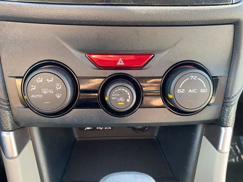 Used 2021 Subaru Forester Premium image 29