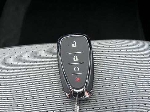 Used 2025 Chevrolet Trax LT image 22