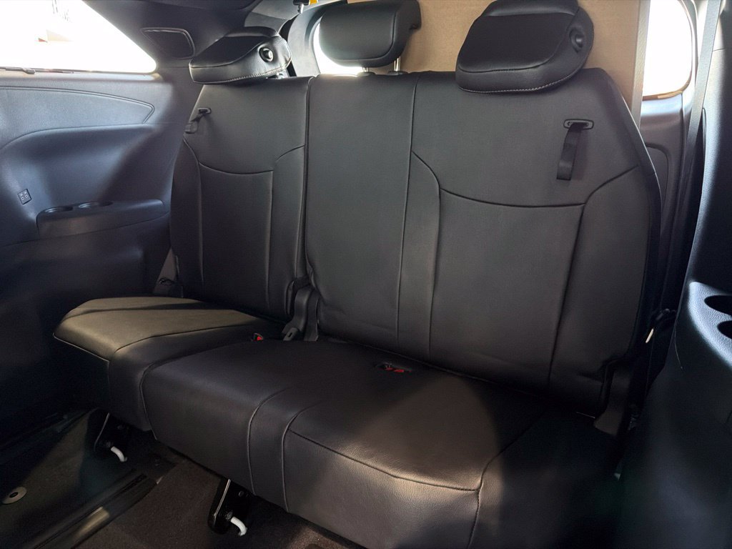 New 2026 Toyota Sienna XLE Woodland Edition AWD/4WD image 30